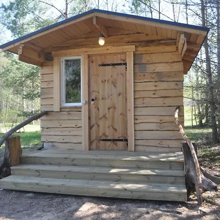 Camping Moori Metsaonn- Forest Hut