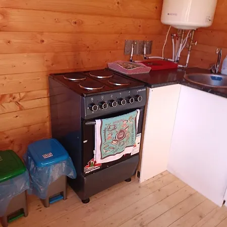 Moori Metsaonn- Forest Hut Camping