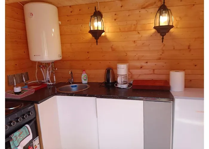 Moori Metsaonn- Forest Hut Korjuse